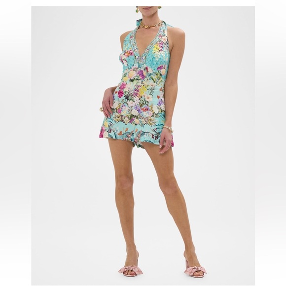 Camilla
Gardens of Queluz Button-Front Halter
Playsuit
8160
NWT’s - Picture 3 of 6